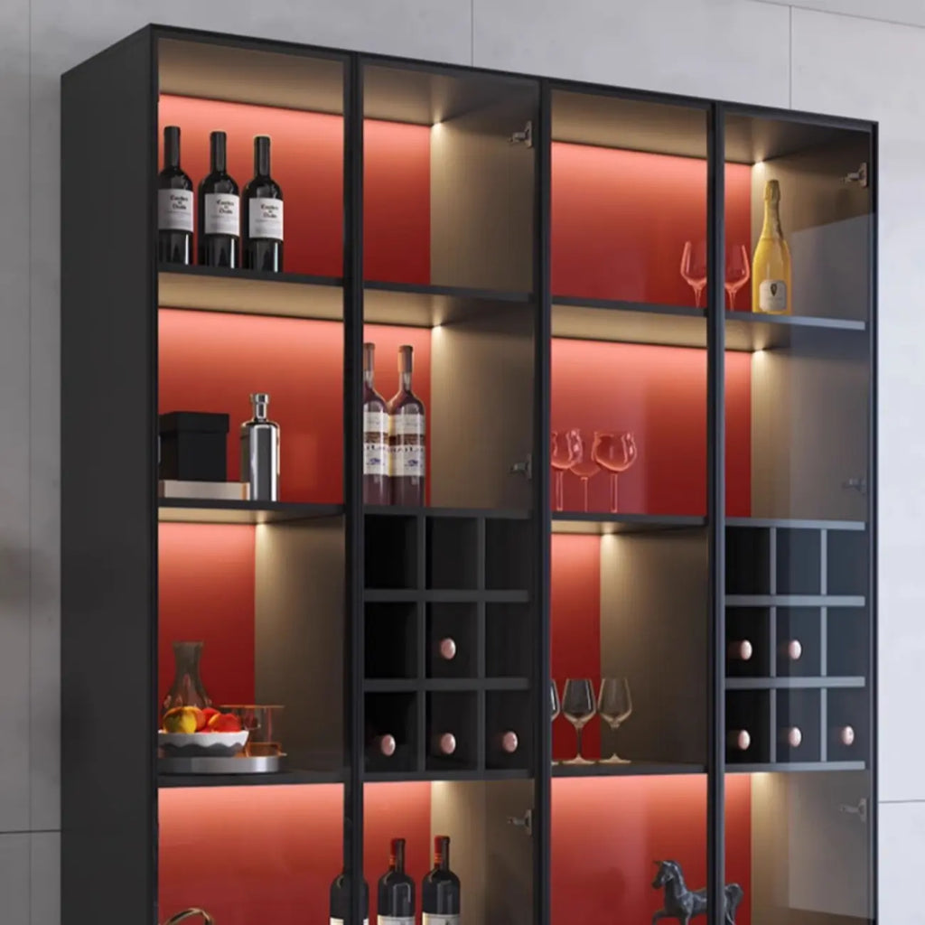 Armoire à vin minimaliste en bois noir avec porte vitrée