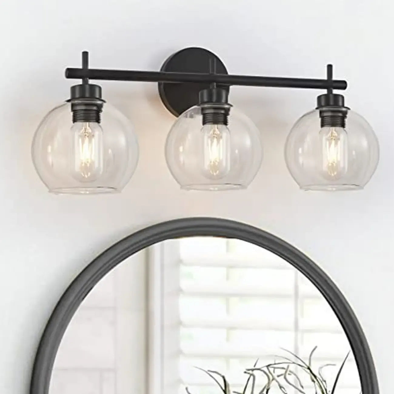 Applique da bagno a 3 luci in ottone vintage con globi