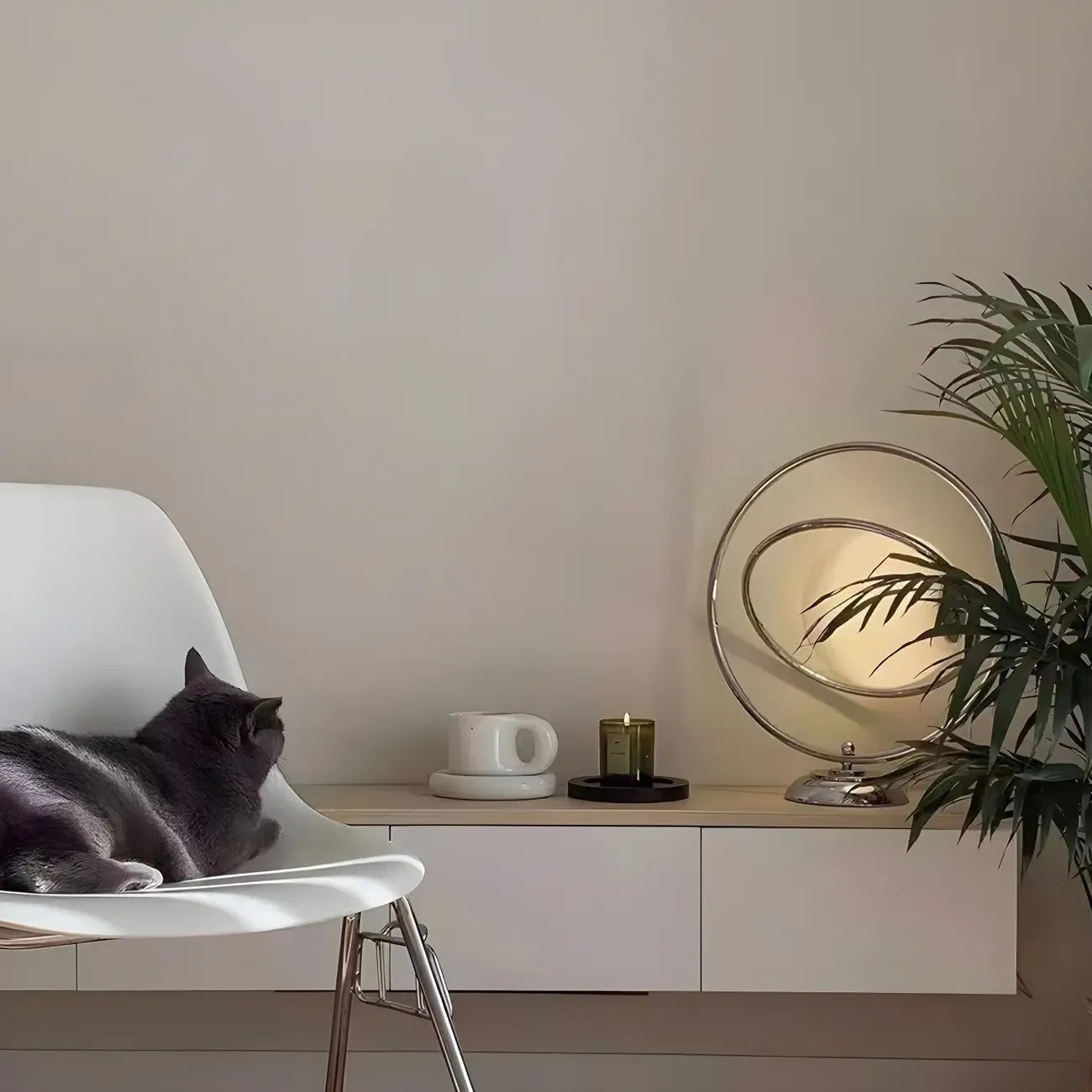 Lampada da tavolo in vetro Art Déco con base in argento per il soggiorno