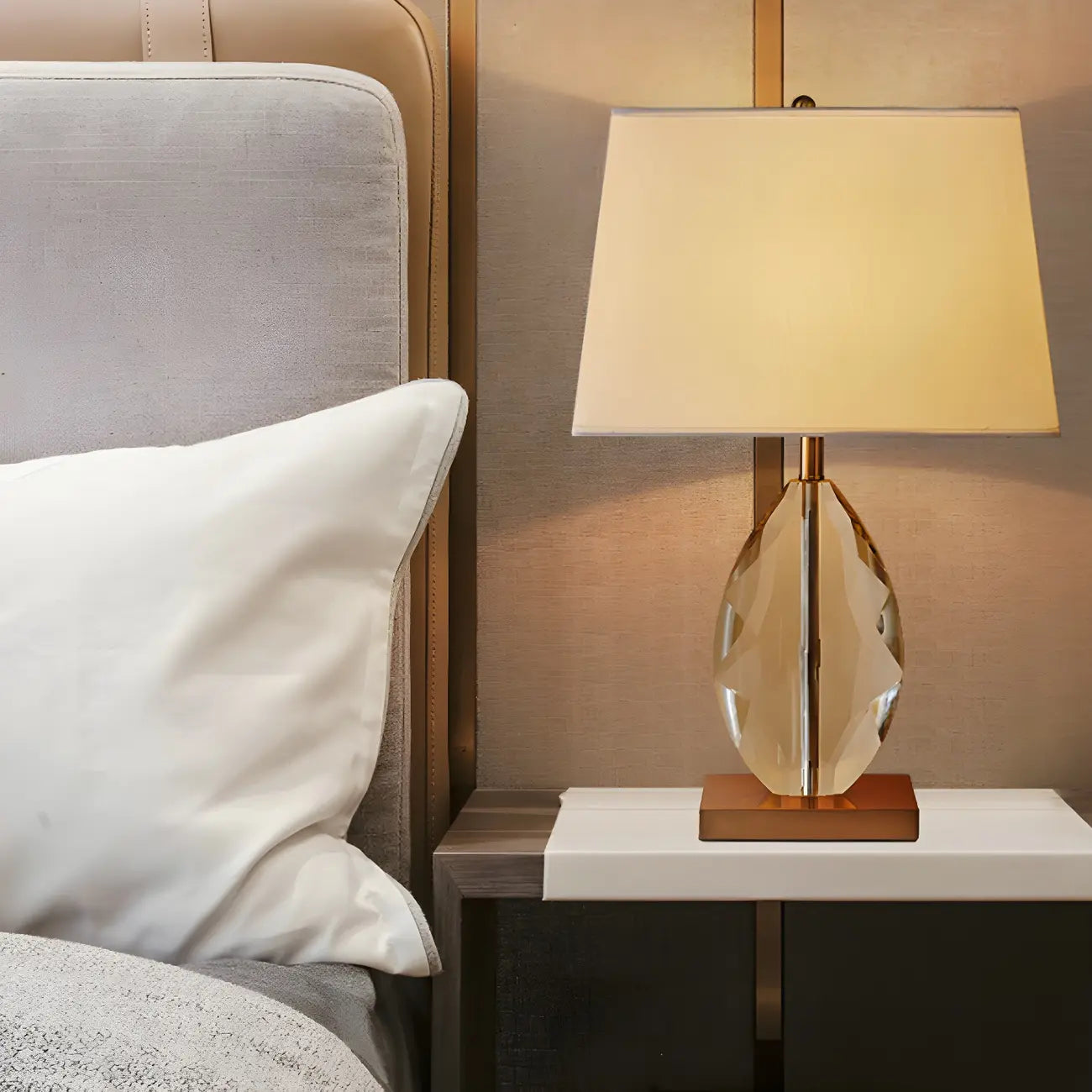 Lampe de chevet en cristal de luxe, abat-jour rectangulaire beige