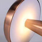 Lampe de table contemporaine en laiton rechargeable pour la maison