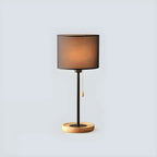 Lampe de table géométrique moderne avec interrupteur à tirette pour usage résidentiel
