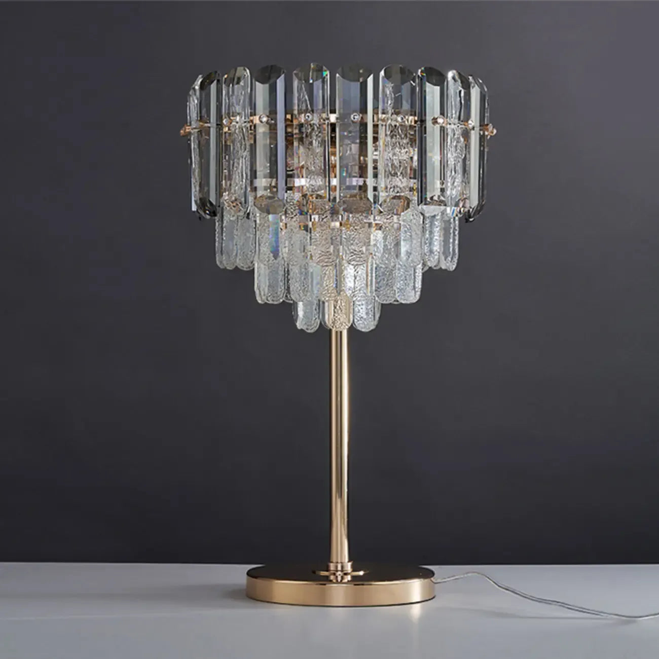 Lampe de table géométrique en cristal glamour