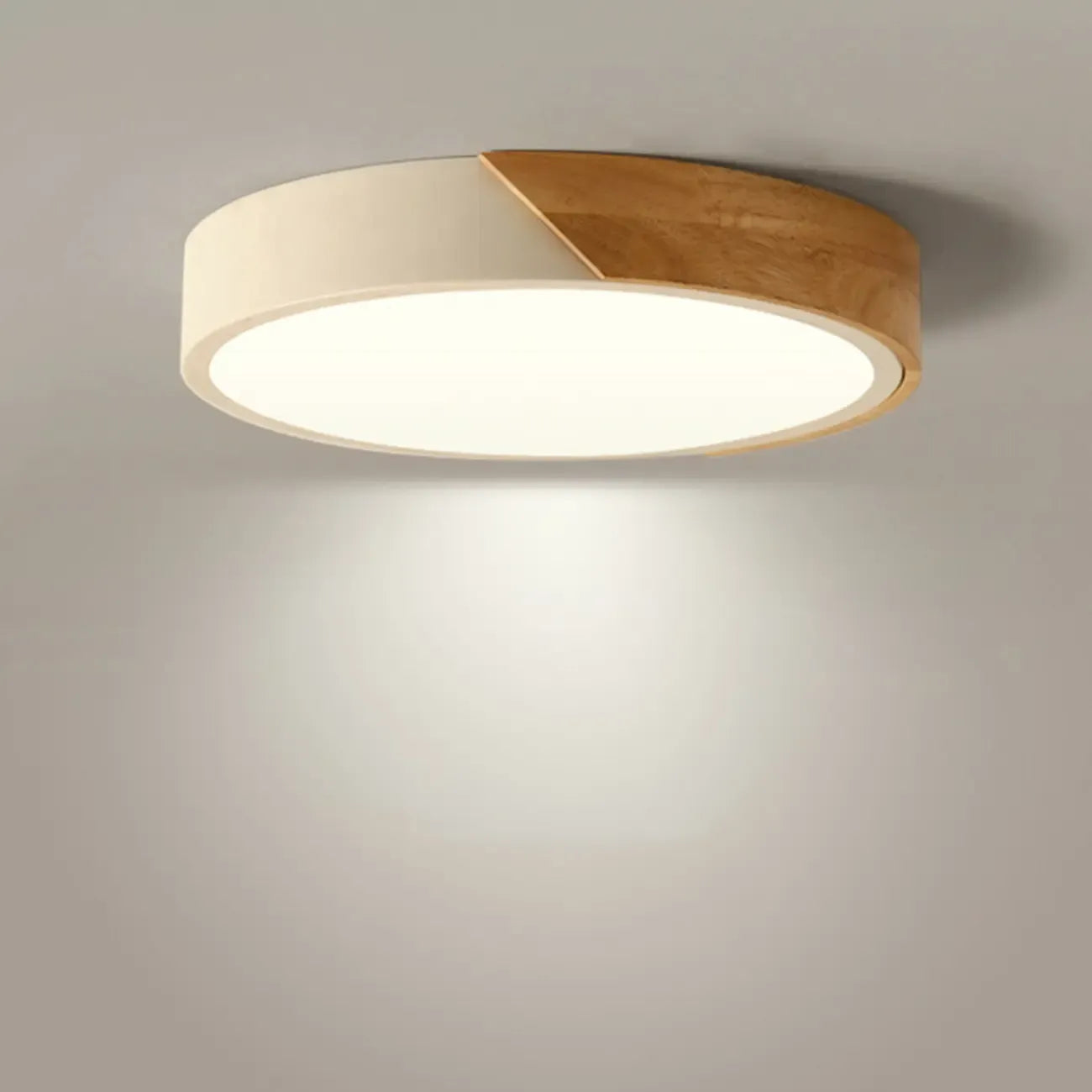 Plafonnier LED circulaire encastré pour usage résidentiel