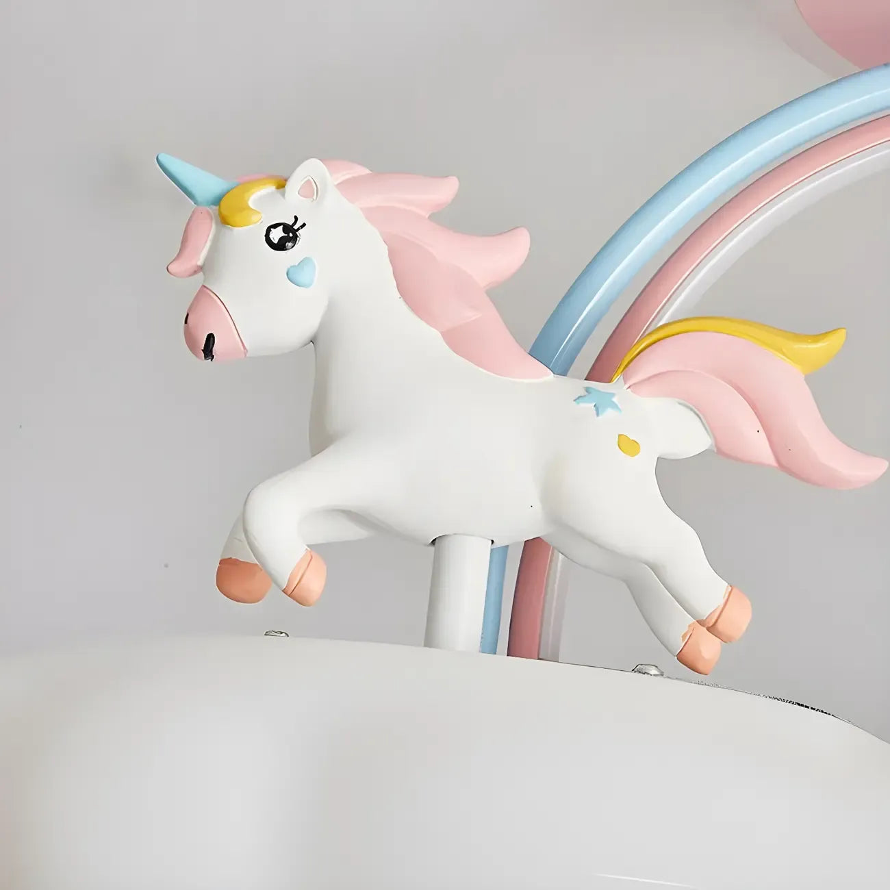 Plafonnier semi-encastré à intensité variable pour chambre d'enfant