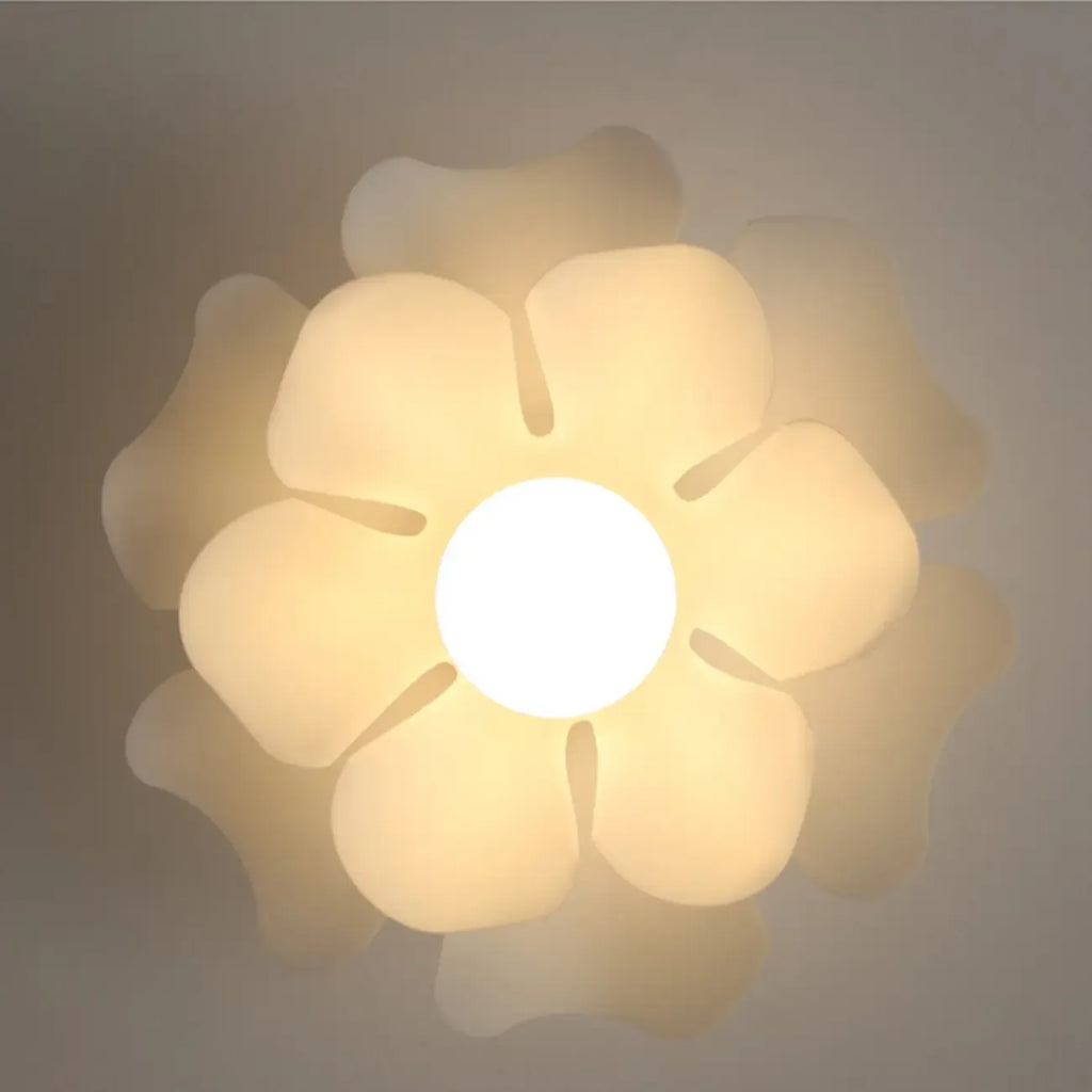 8 Eleganti Plafoniere a LED in Acrilico Floreale per Interni