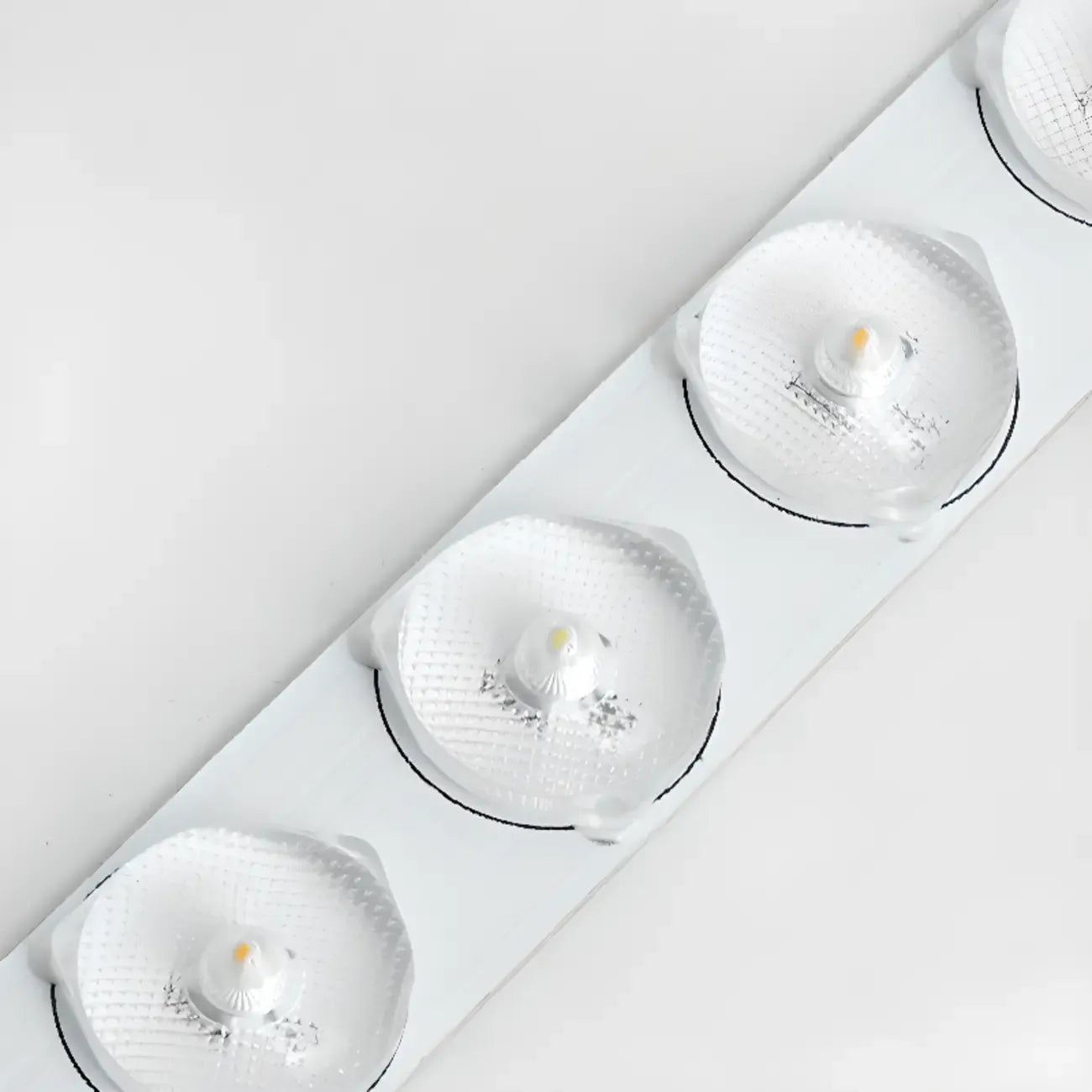 Plafonnier géométrique encastré en acrylique pour salon résidentiel
