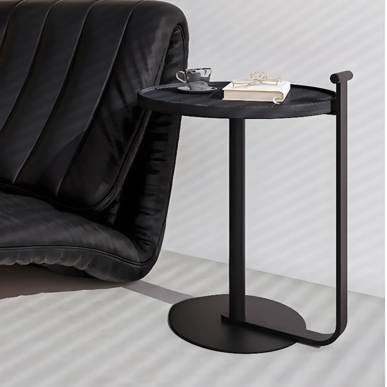 Table basse minimaliste ronde à base en acier pour salon