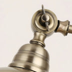 Lampe de table en laiton antique avec abat-jour en forme de bol arqué pour chambre à coucher