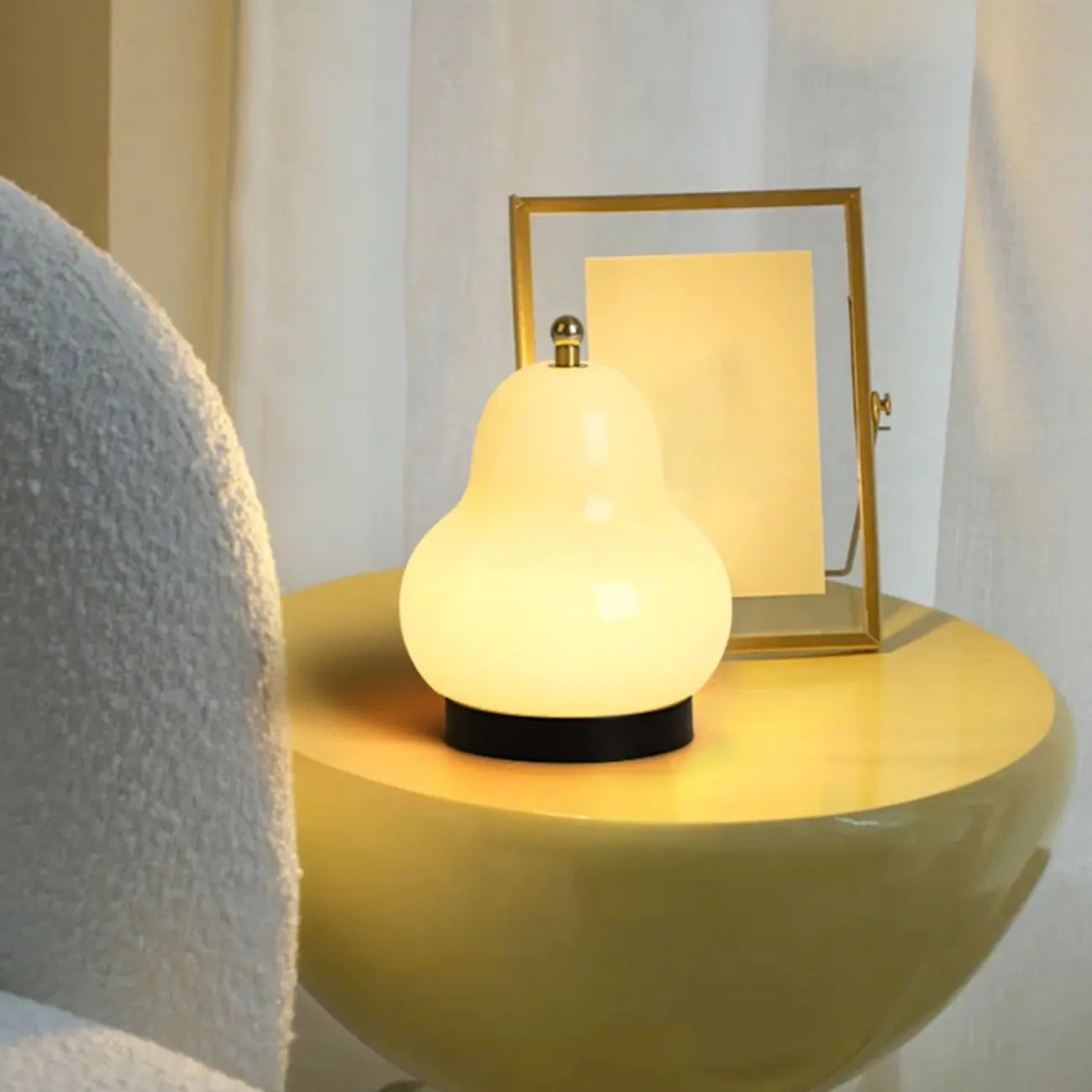 Lampe de chevet mignonne en verre en forme de poire, câblée directement à l'électricité