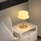 Lampe de table moderne en métal doré, verre et forme géométrique pour chambre à coucher