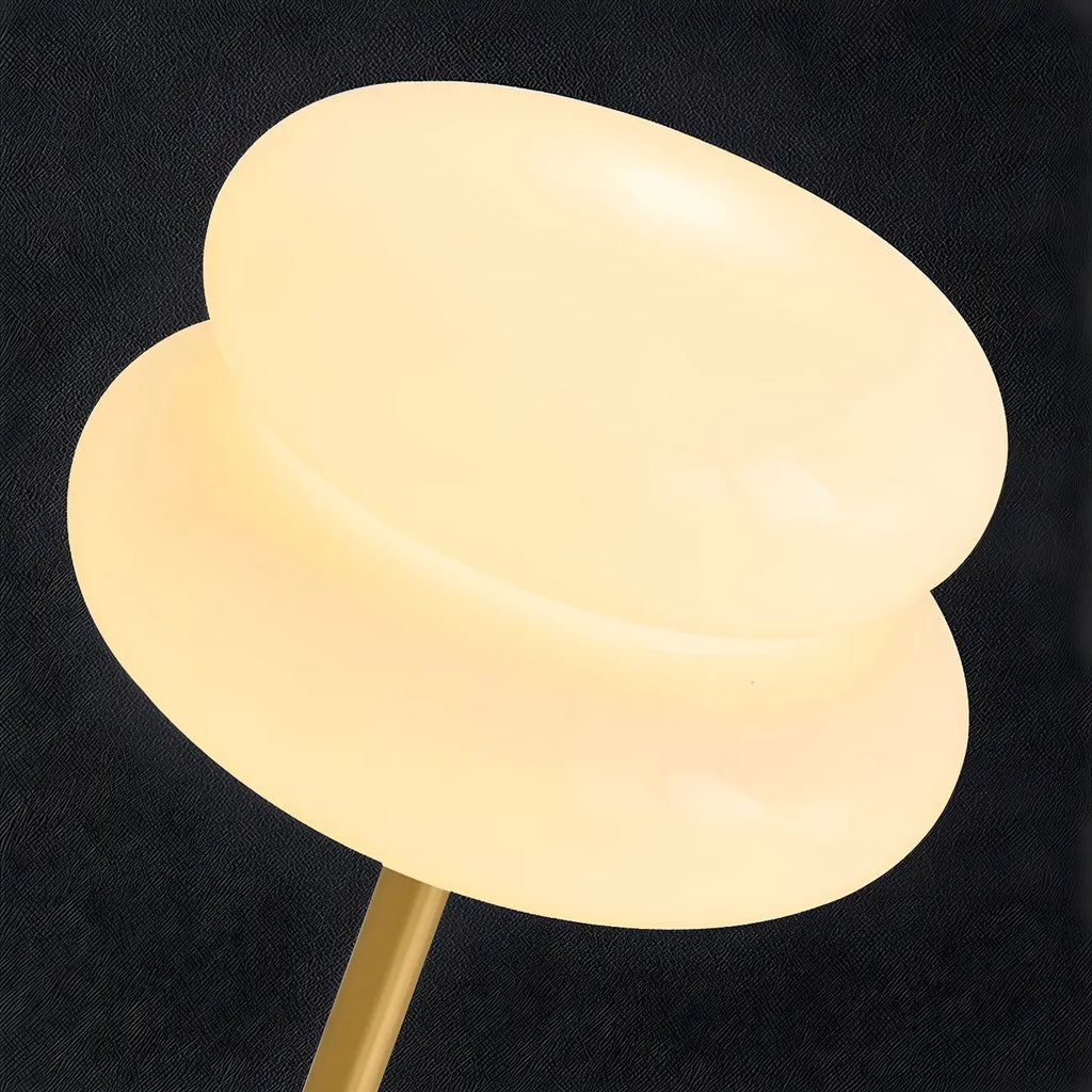 Lampe de table moderne en métal doré, verre et forme géométrique pour chambre à coucher