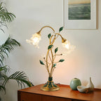 Lampe de table élégante en métal avec abat-jour floral en verre pour usage résidentiel