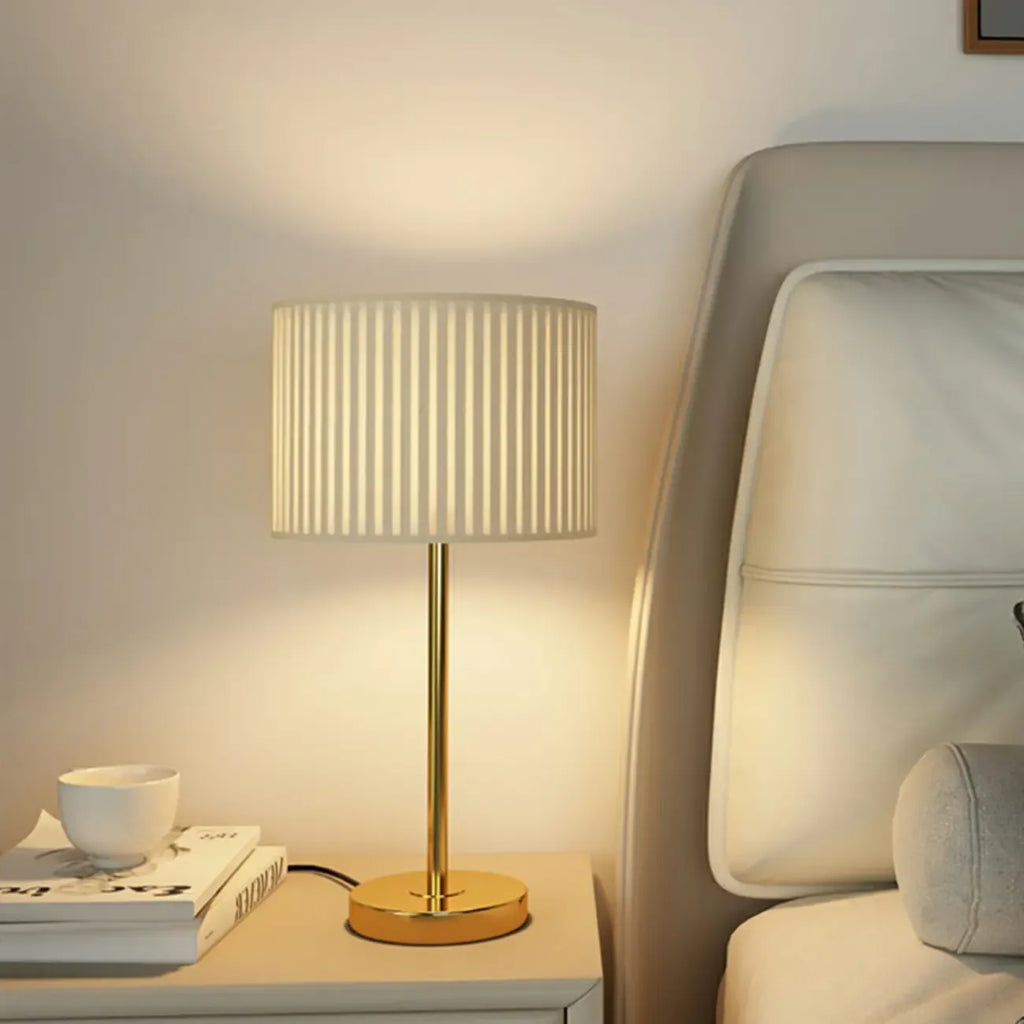 Lampe de table géométrique contemporaine en métal pour la maison