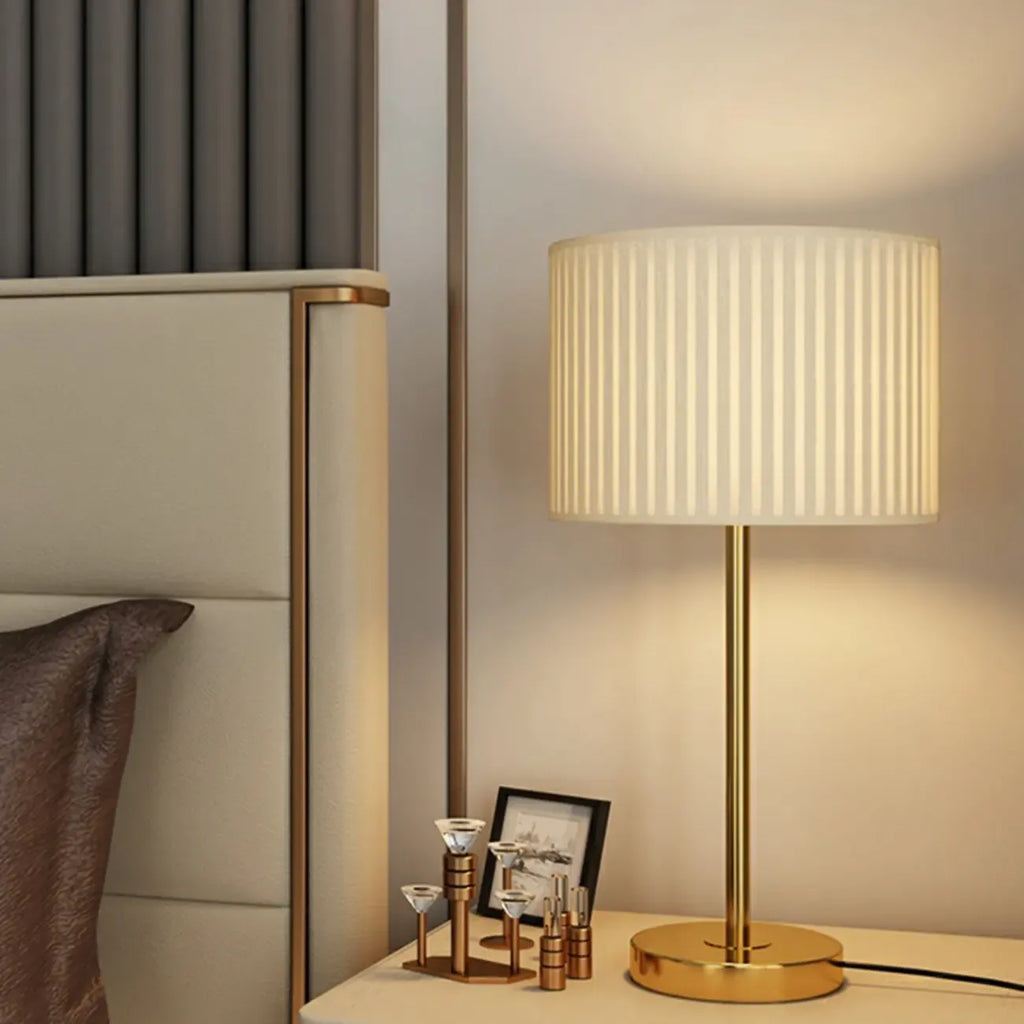 Lampe de table géométrique contemporaine en métal pour la maison