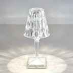 Lampe de table glamour rechargeable en acrylique pour chambre à coucher