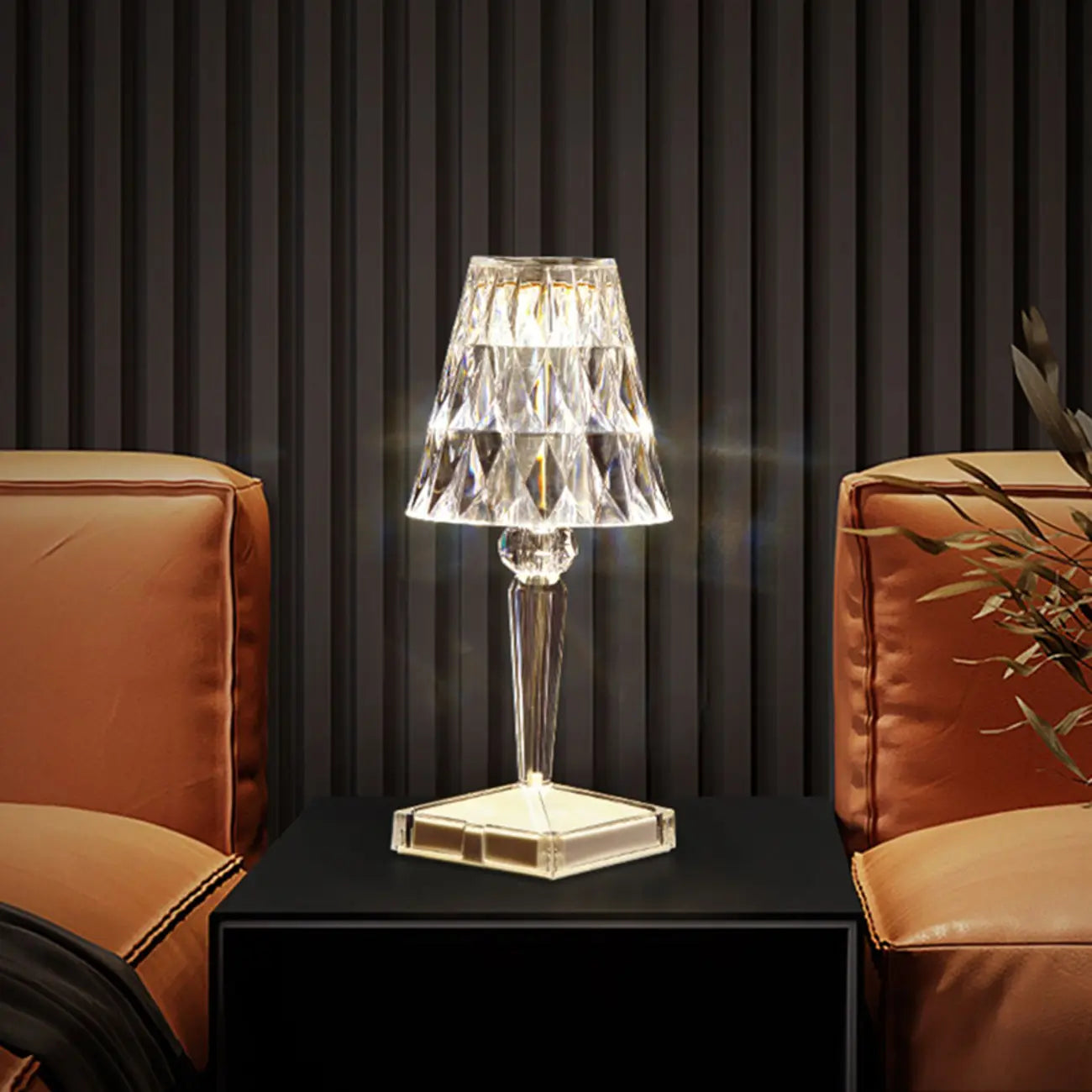 Lampe de table glamour rechargeable en acrylique pour chambre à coucher