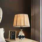 Lampe de table glamour en cristal avec abat-jour géométrique pour la maison