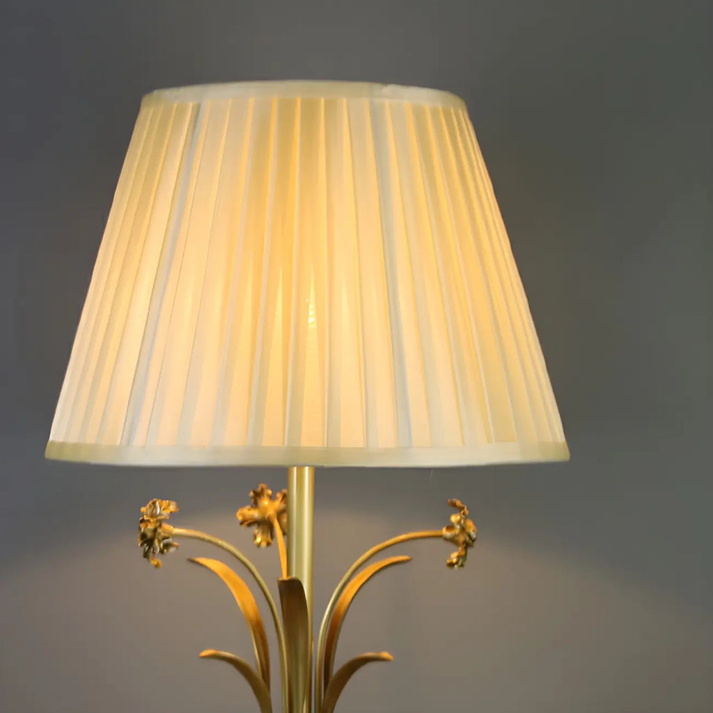 Lampe de table géométrique dorée classique à brancher pour chambre