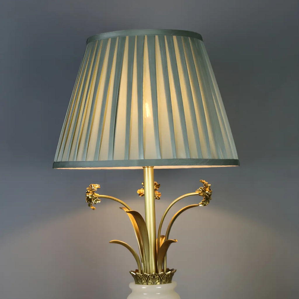Lampe de table géométrique dorée classique à brancher pour chambre
