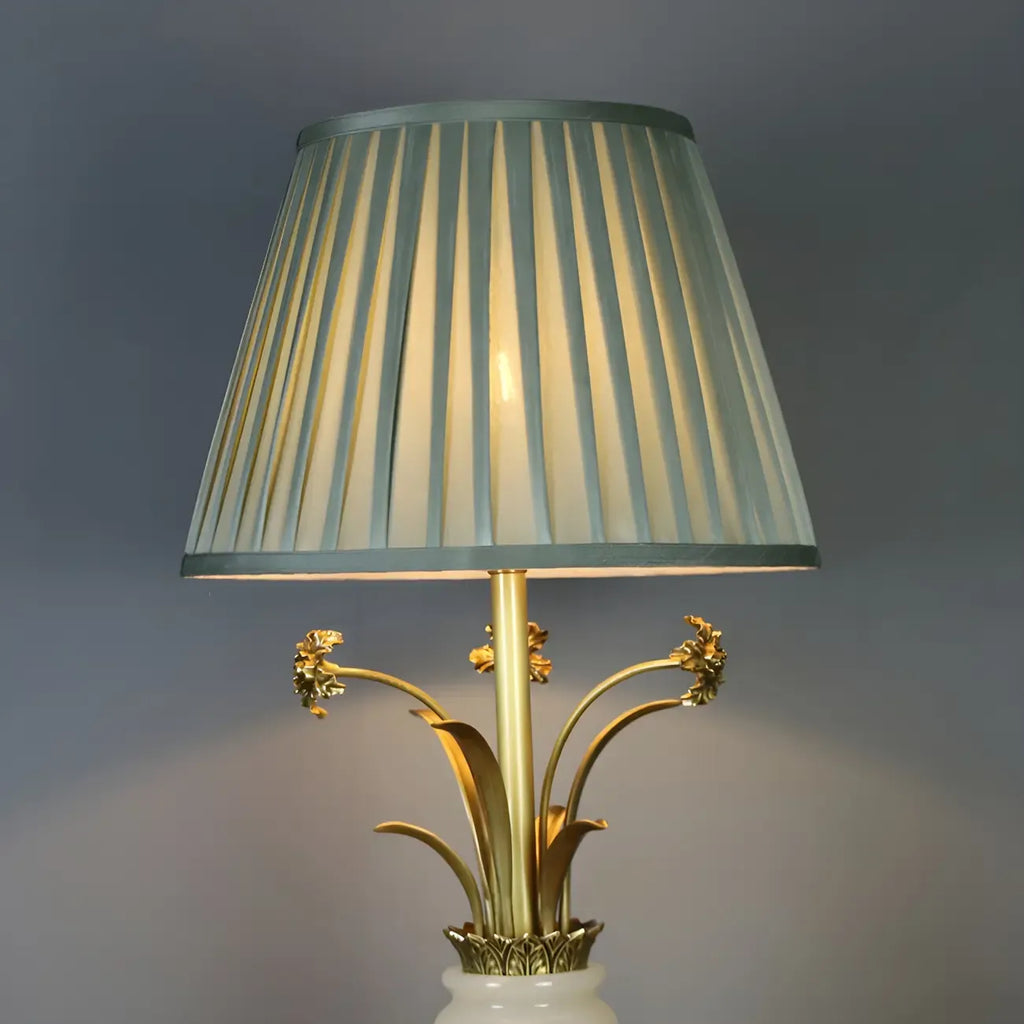 Lampe de table géométrique dorée classique à brancher pour chambre