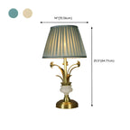 Lampe de table géométrique dorée classique à brancher pour chambre