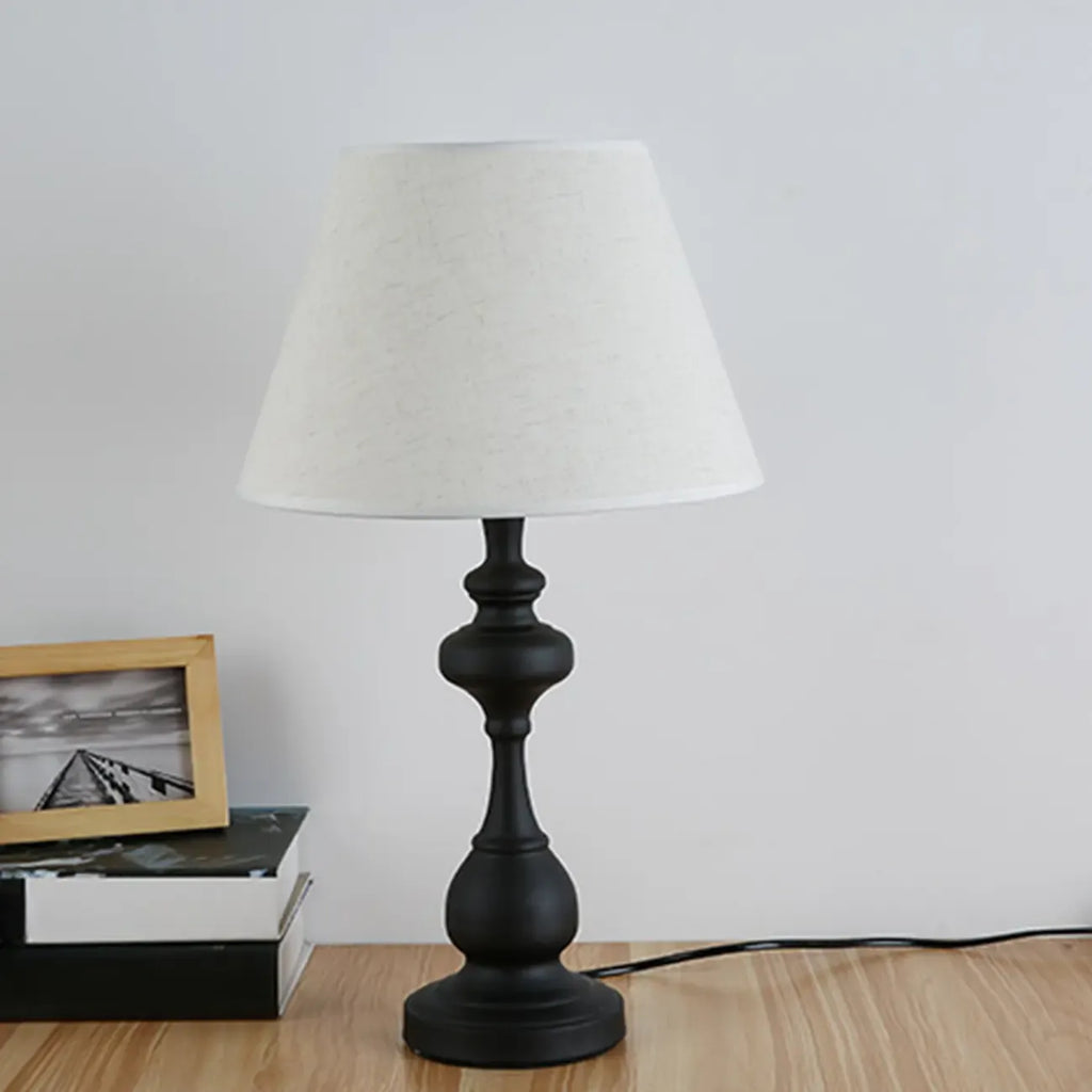 Lampe de table classique en métal, à brancher, pour chambre à coucher