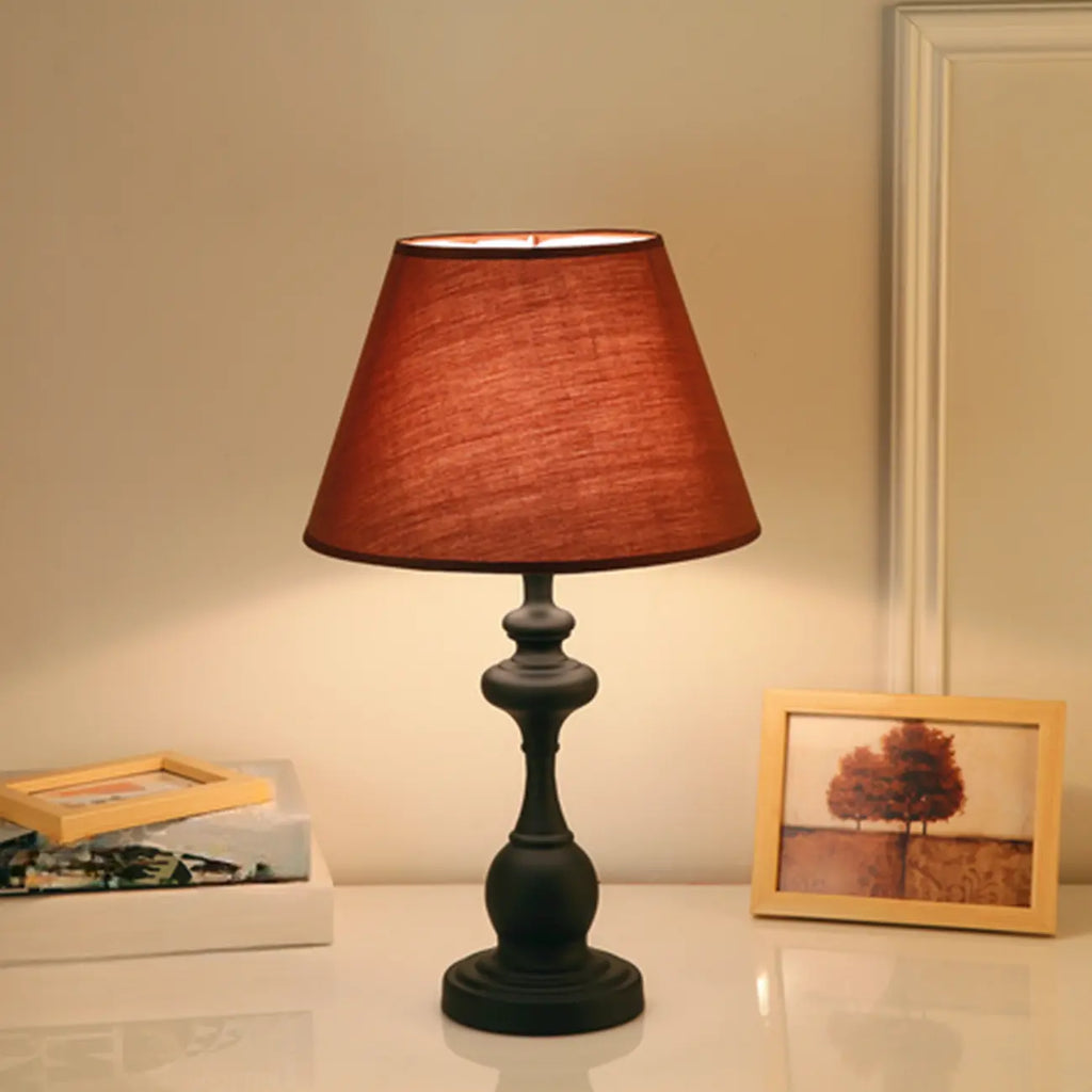 Lampe de table classique en métal, à brancher, pour chambre à coucher