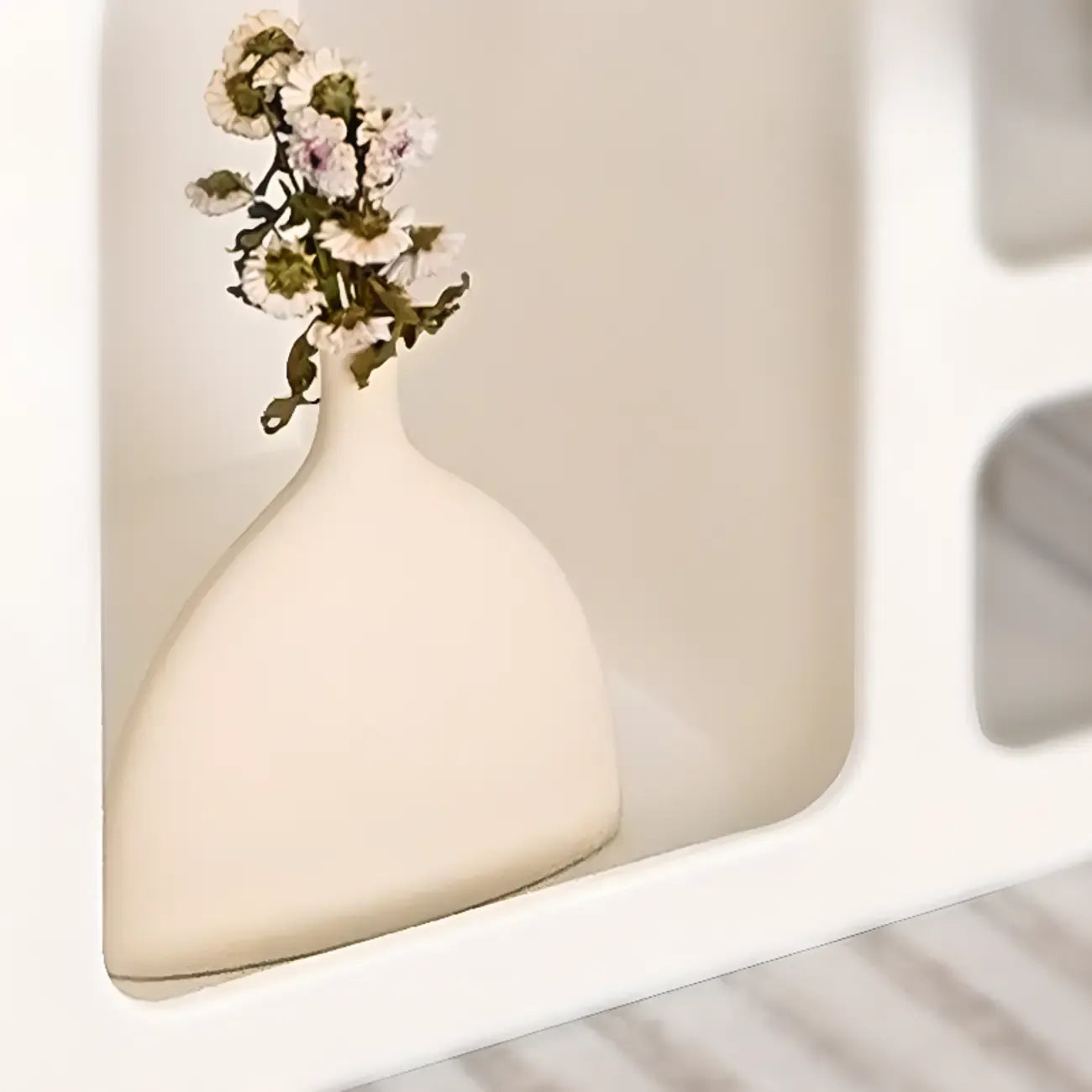 79 Mobile TV con vani a giorno in legno bianco stile minimalista