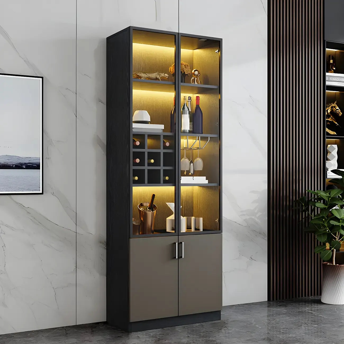 Grande vitrine à vin avec portes vitrées et bois noir