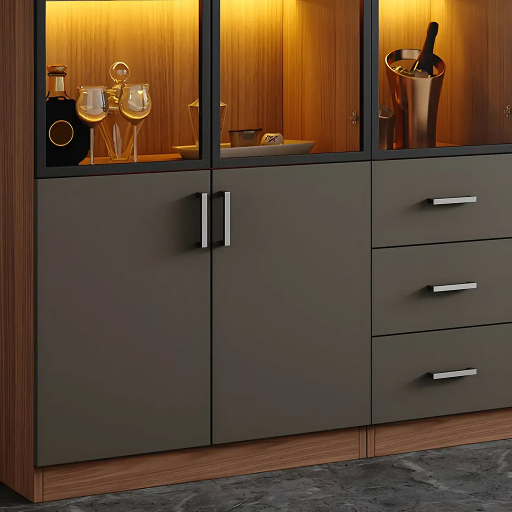 Grande vitrine à vin avec portes vitrées et bois noir