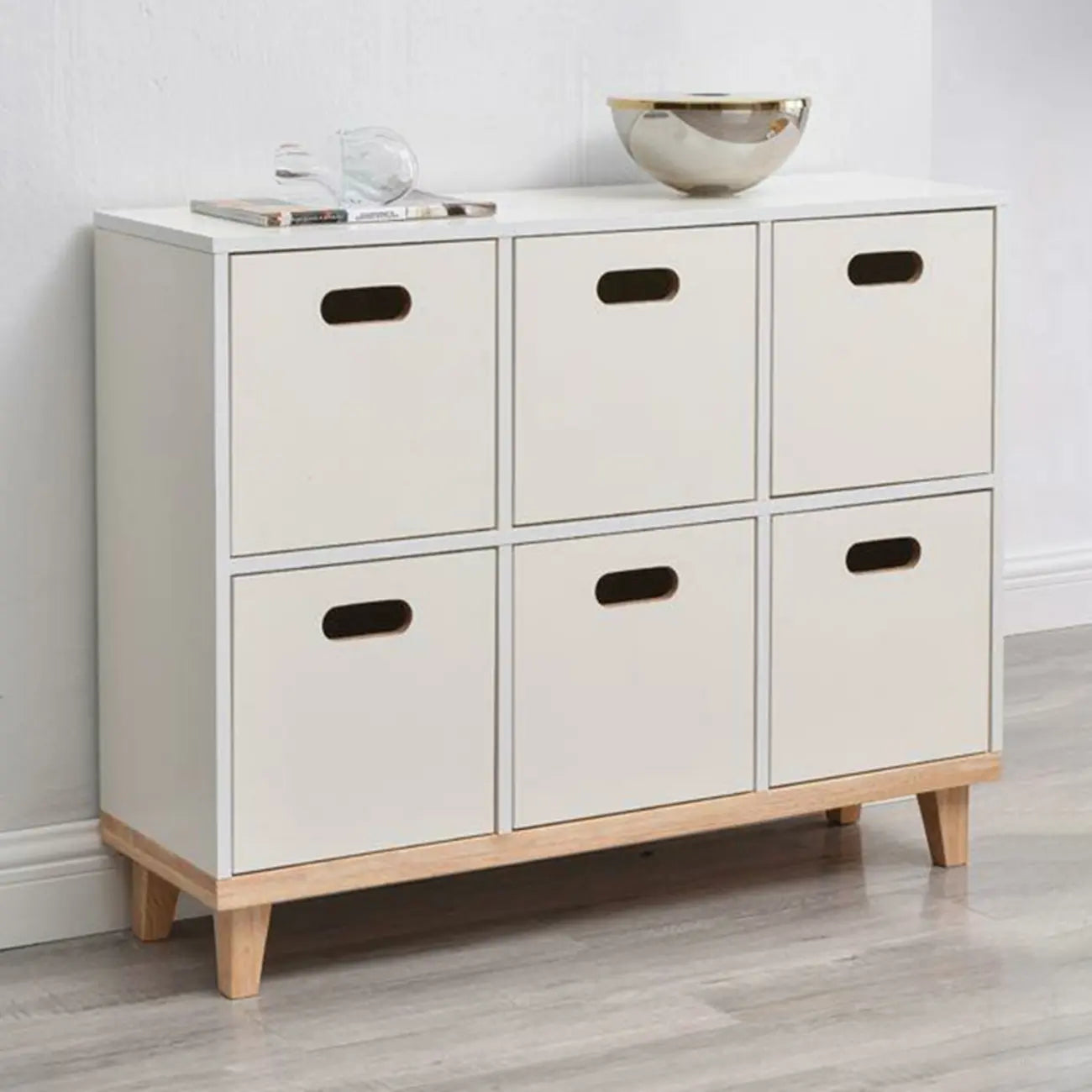 Armoire de rangement compartimentée en bois massif durable avec encoches