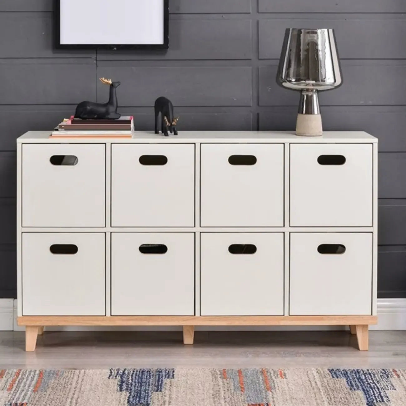 Armoire de rangement compartimentée en bois massif durable avec encoches