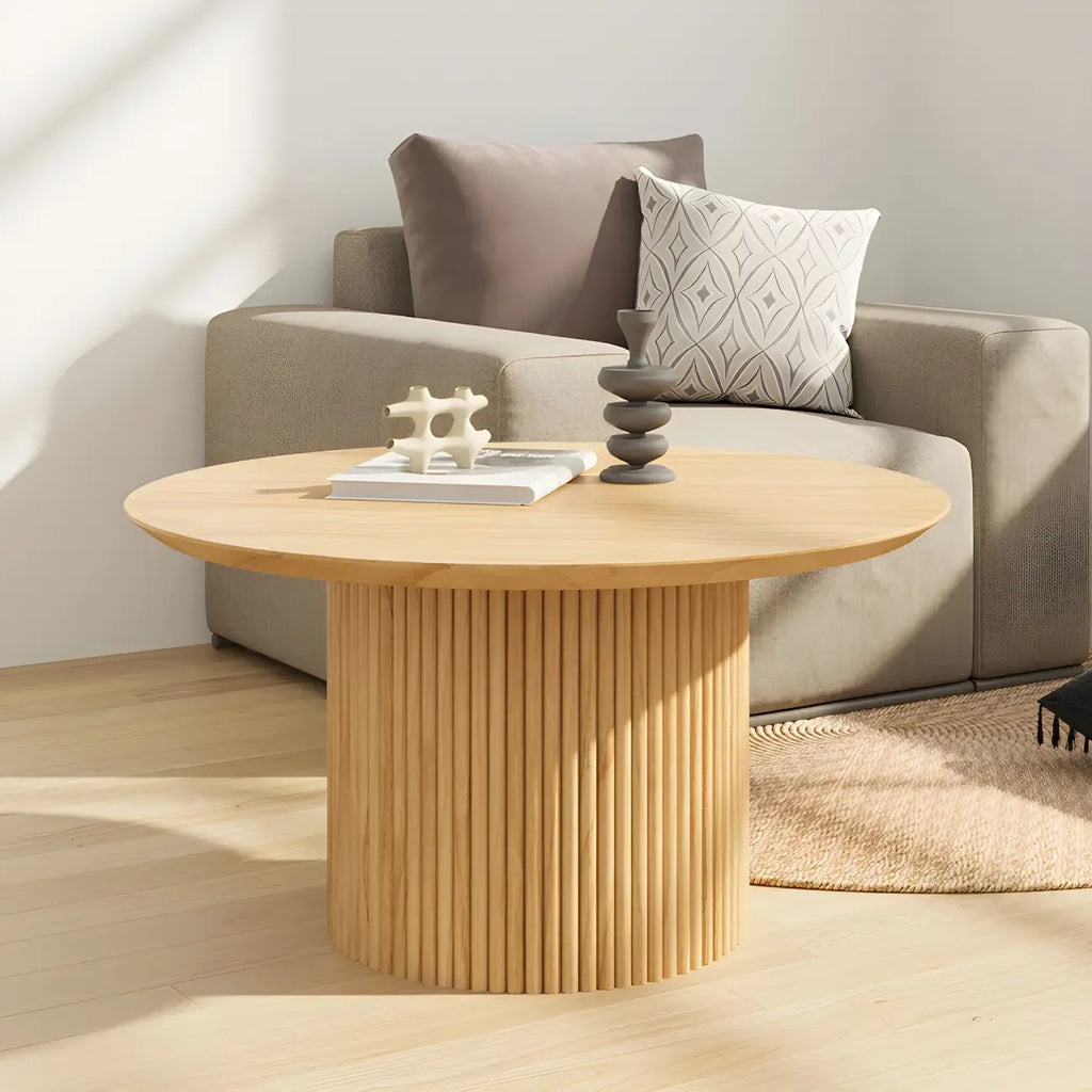Table d'appoint ronde minimaliste en bois naturel pour le salon