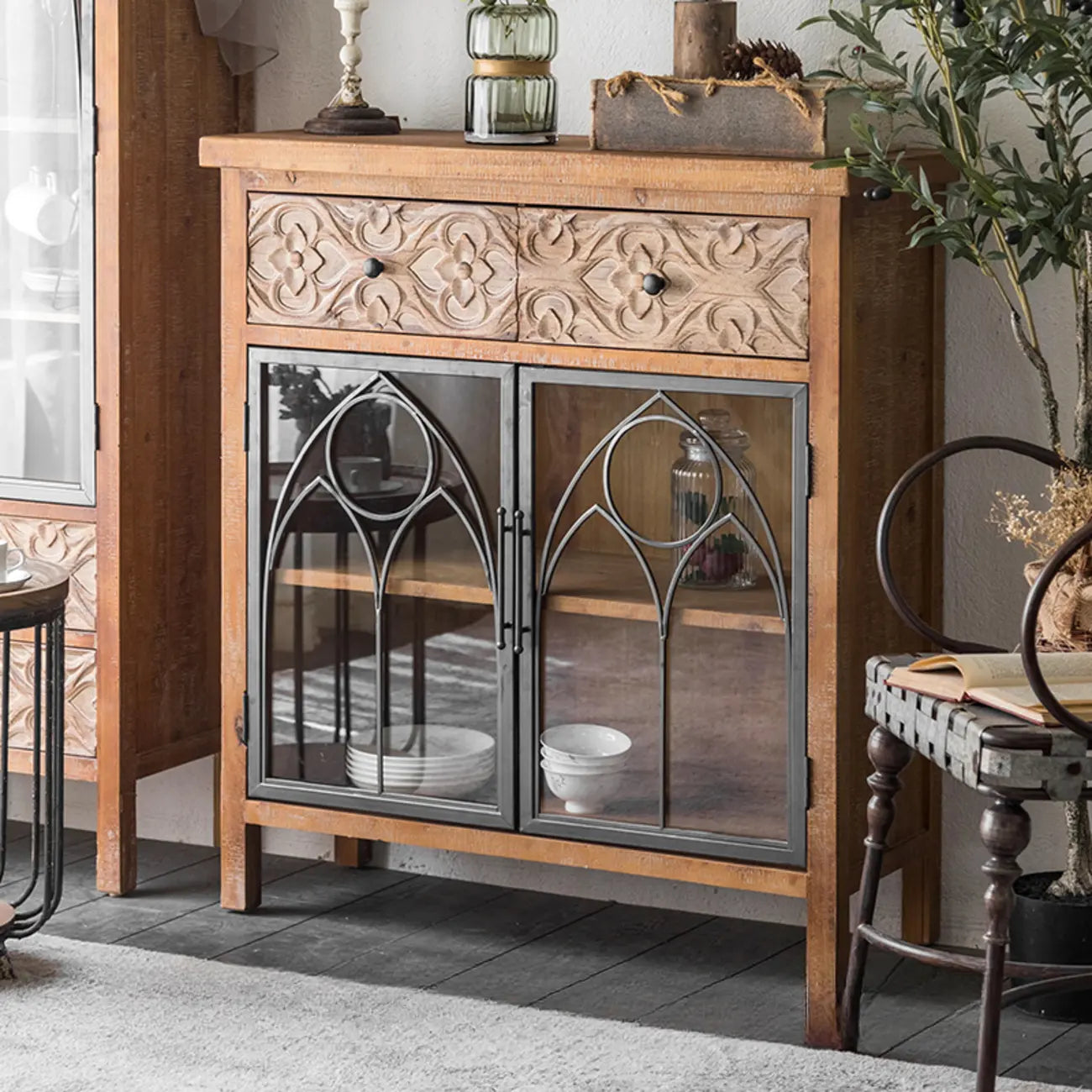 Armoire de rangement autoportante de style campagne française pour la décoration intérieure