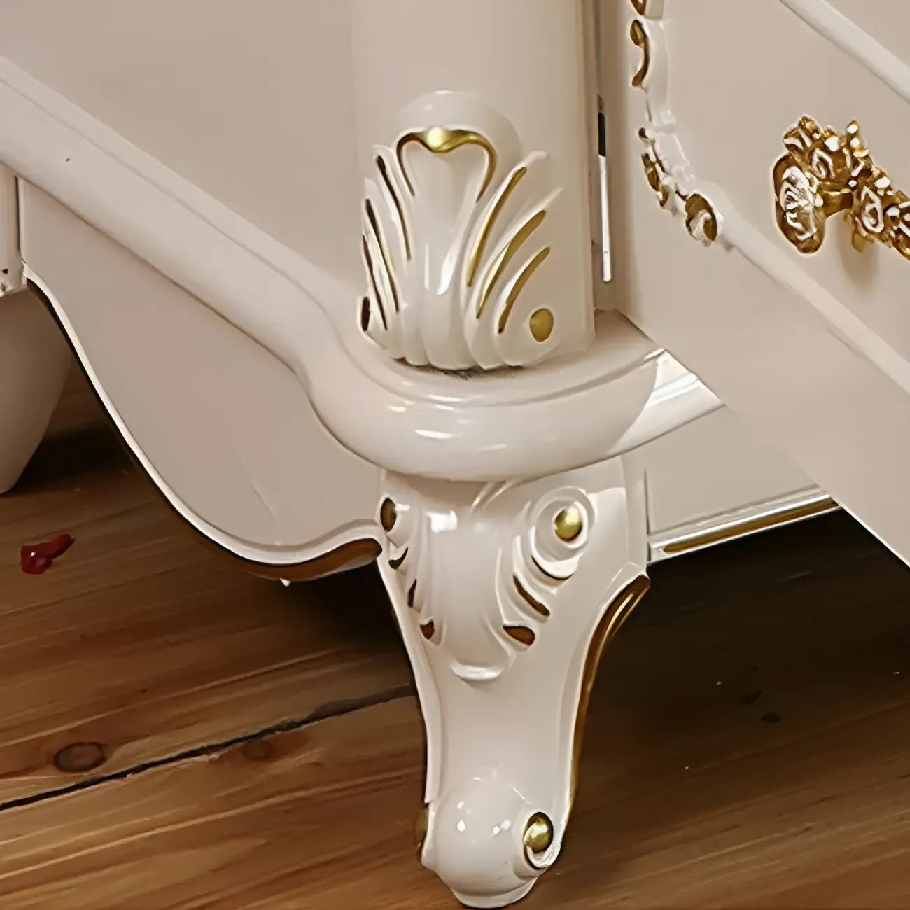 Meuble TV élégant avec plateau en marbre et tiroirs pour salon