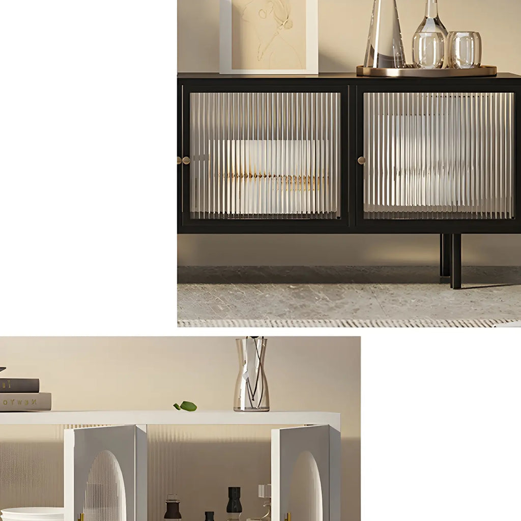 Meuble TV industriel avec porte en verre noir et étagère en métal