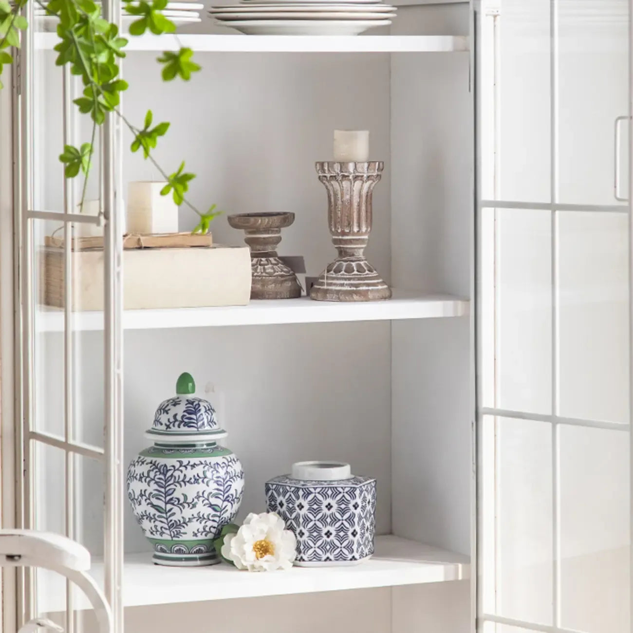 68 mobili accentati bianchi in stile provenzale per l'arredamento d'interni