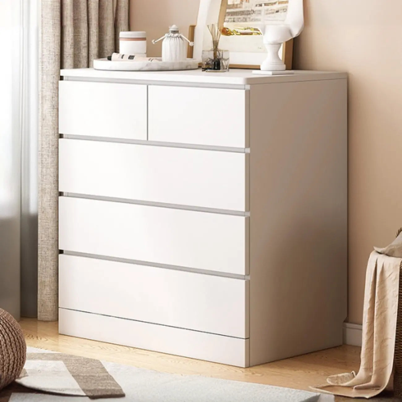 Armoire de rangement blanche autoportante avec tiroirs pour chambre à coucher