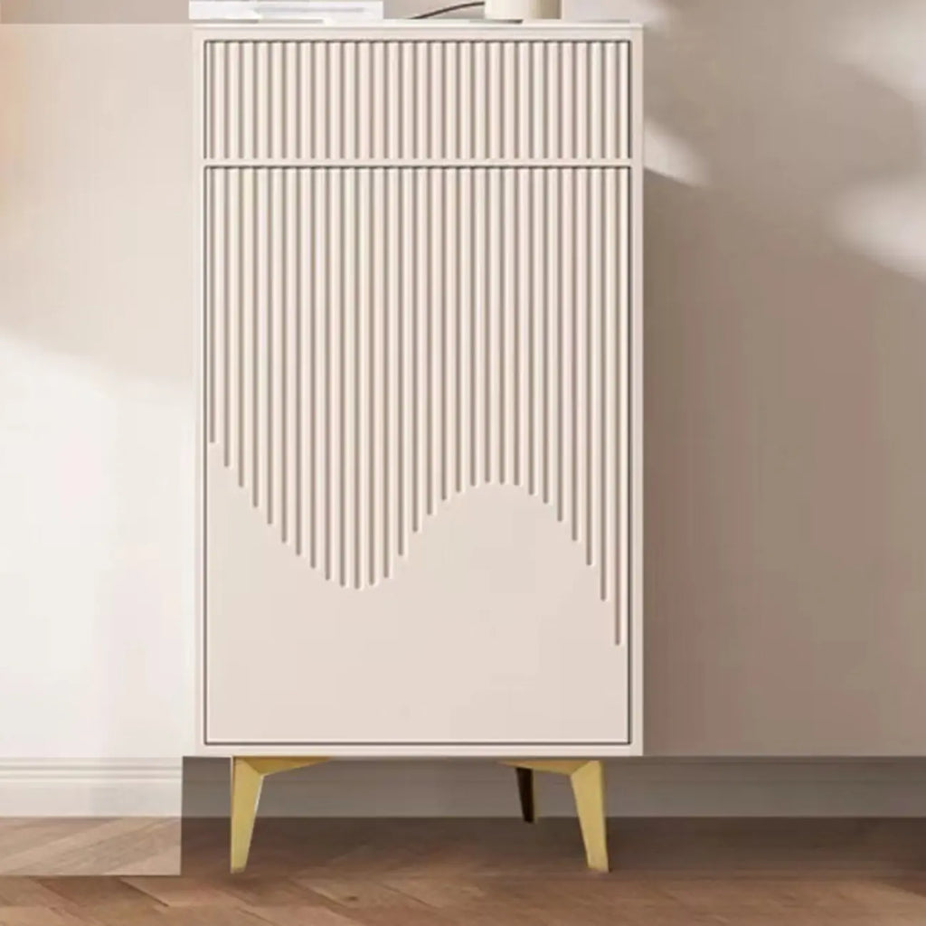 Meuble d'appoint kaki à la finition unique pour la décoration intérieure