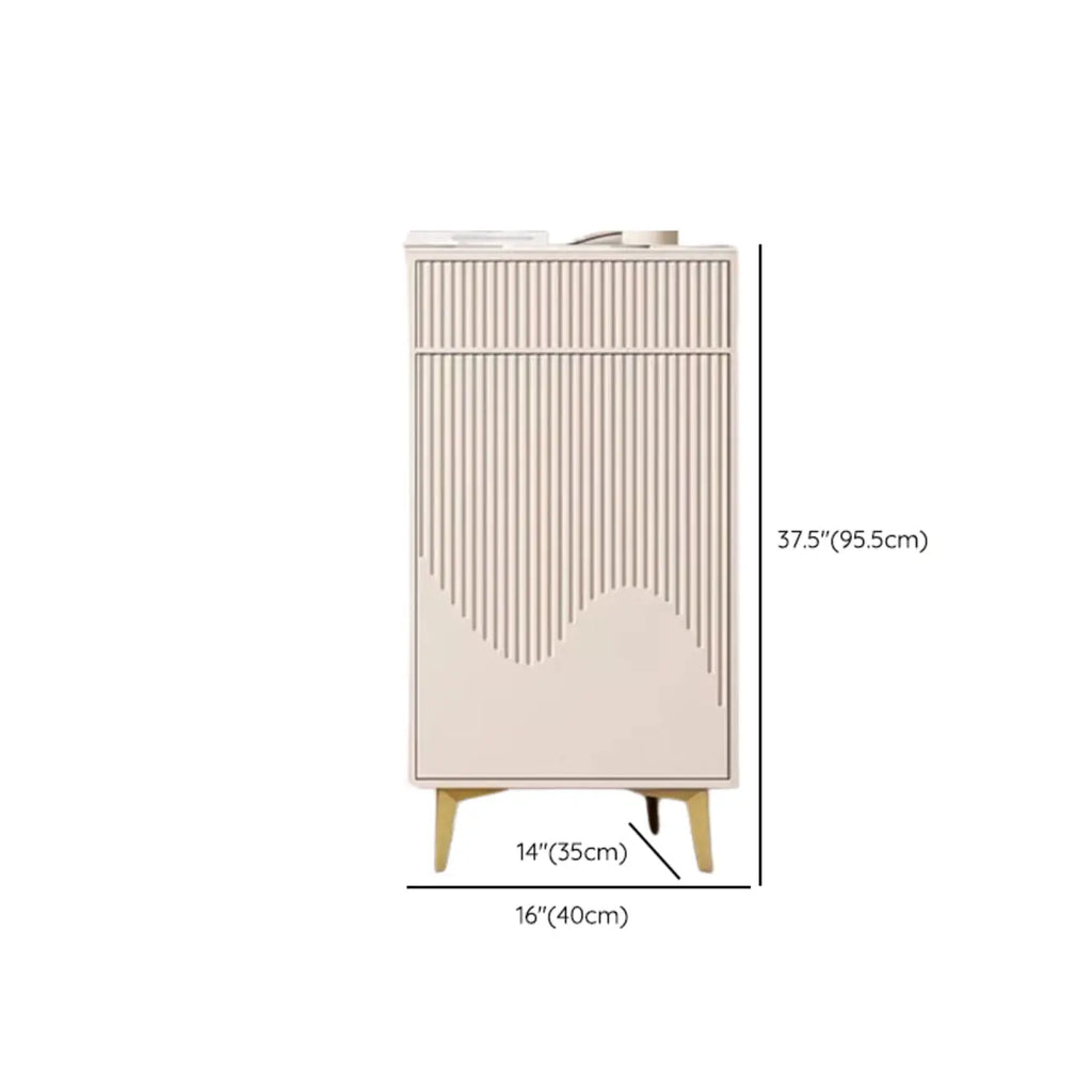 Meuble d'appoint kaki à la finition unique pour la décoration intérieure