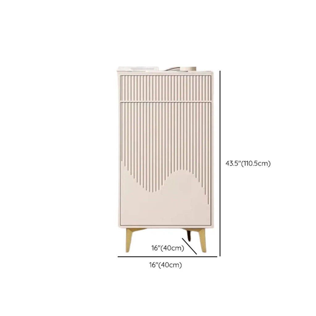 Meuble d'appoint kaki à la finition unique pour la décoration intérieure