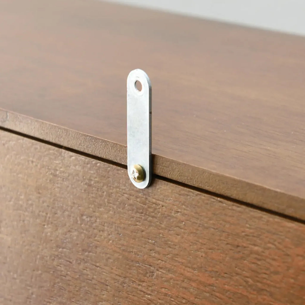 Mobiletto da cucina retrò a 3 gambe in legno per l'arredamento del soggiorno