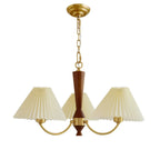 Lustre vintage en bois avec abat-jour plissé beige