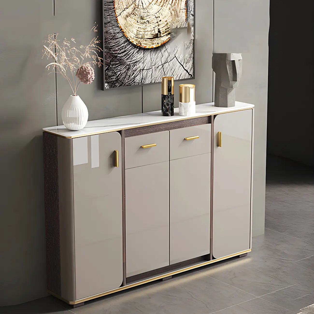Buffet glamour blanc cassé avec plateau en pierre et placards
