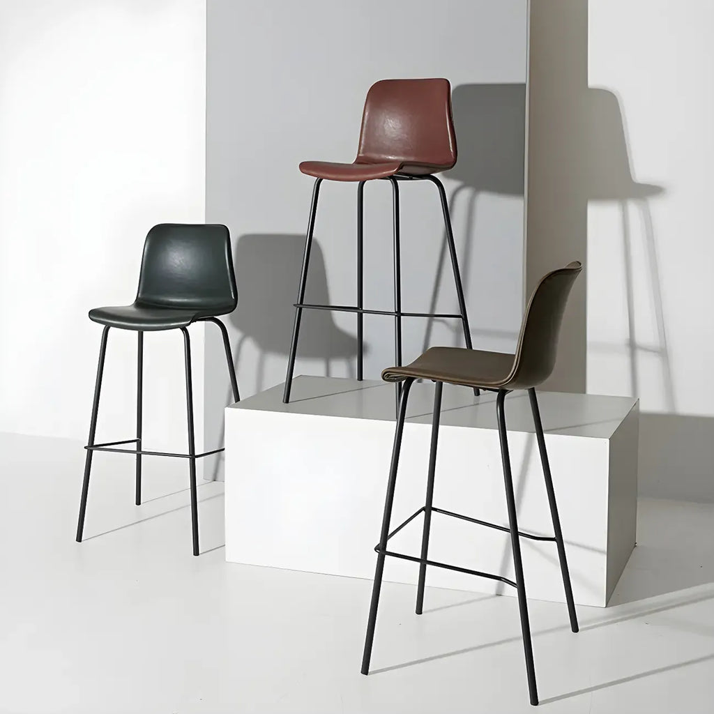 Tabourets de bar en cuir avec dossier et structure en métal marron