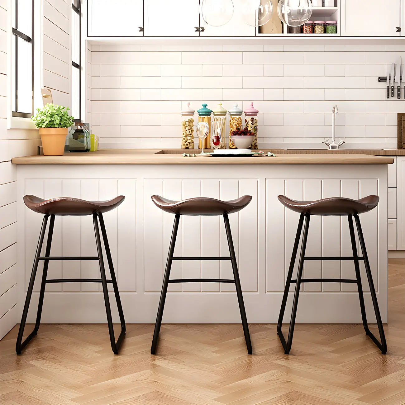 Tabourets de bar classiques en cuir marron selle, hauteur comptoir