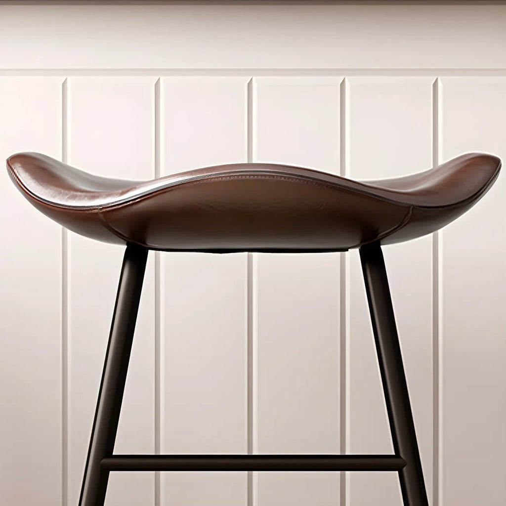 Tabourets de bar classiques en cuir marron selle, hauteur comptoir
