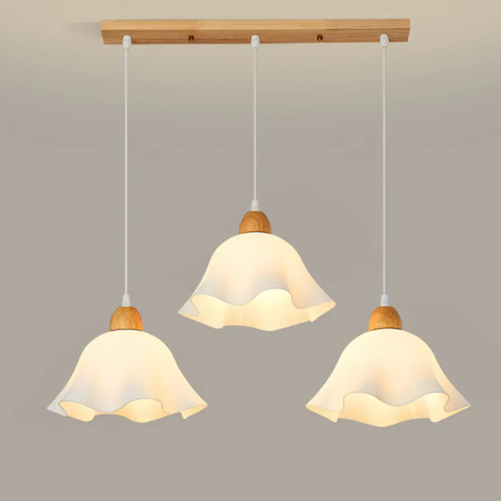 Suspension LED florale en verre opale à 3 lumières pour salle à manger
