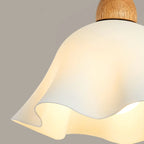 Suspension LED florale en verre opale à 3 lumières pour salle à manger